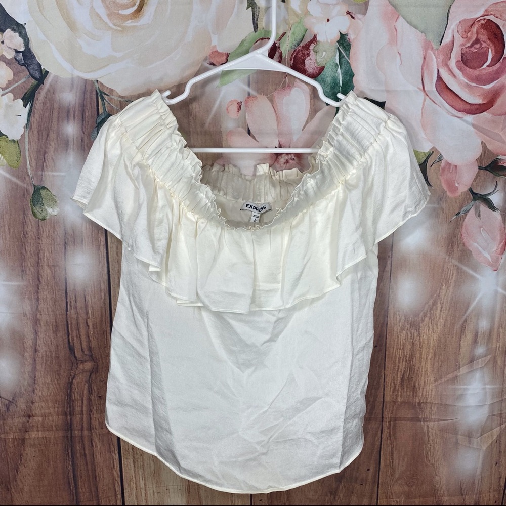 NWT Express off the shoulder shirt
